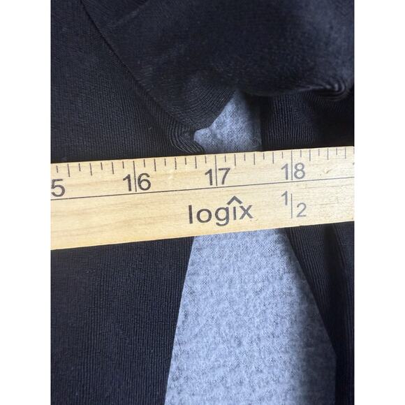 Women’s Chico Travelers Black Button Up Sweater Size 0 V-neck USA 95% Acetate 5% - Picture 4 of 7